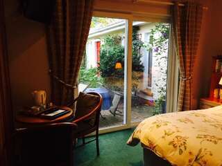 Отели типа «постель и завтрак» Applecroft House Килларни Номер с кроватью размера "king-size" и видом на сад-6